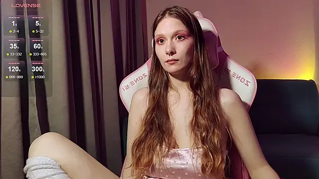 Charly_Fox's cam snapshot