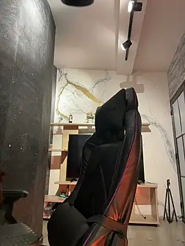 LunaBaker-1's cam snapshot