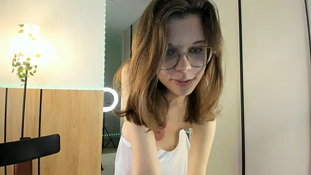 Xonalenei live sex cam