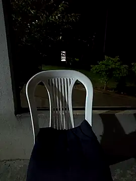 Irresistible24's cam snapshot