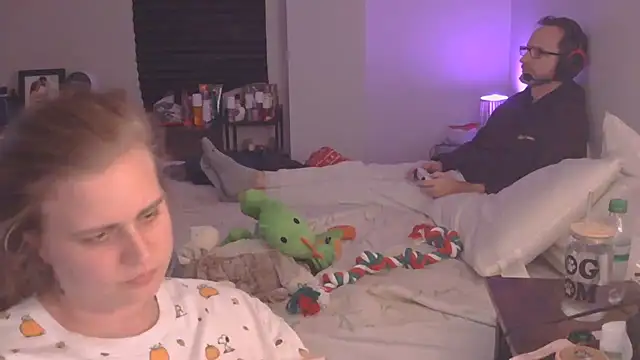 Sexyblonde12344 live sex cam