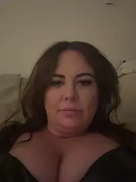 Naughty-Natalia live sex cam