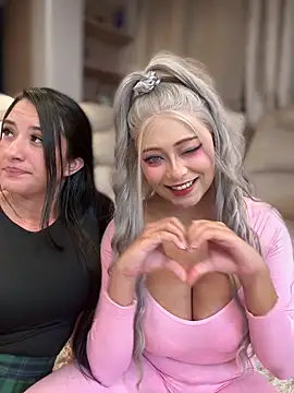 seraphine23 live sex cam