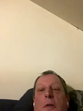 chubbybear2cum live sex cam
