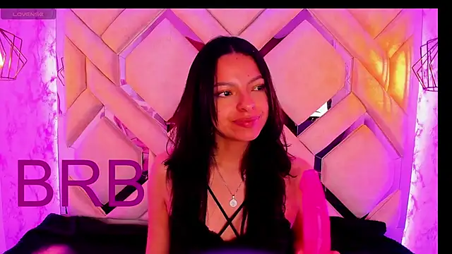 Yanna_pink live sex cam