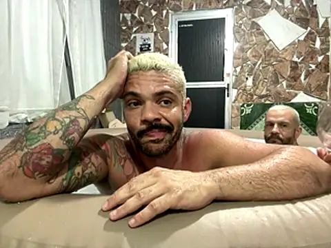 grossocalibre20 live sex cam