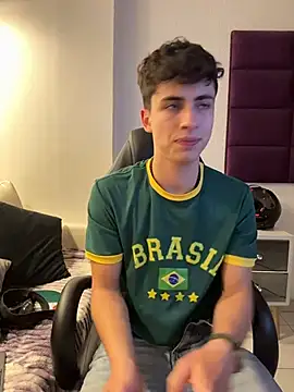 AdrianRinaldi live sex cam