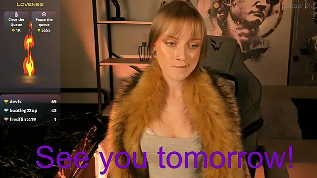 KiraMontoya live sex cam