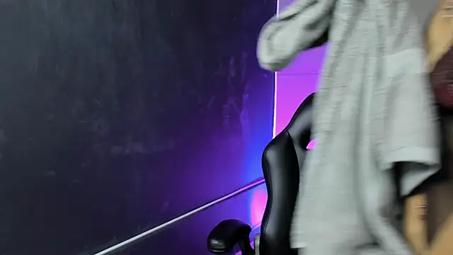 lola_red95 live sex cam