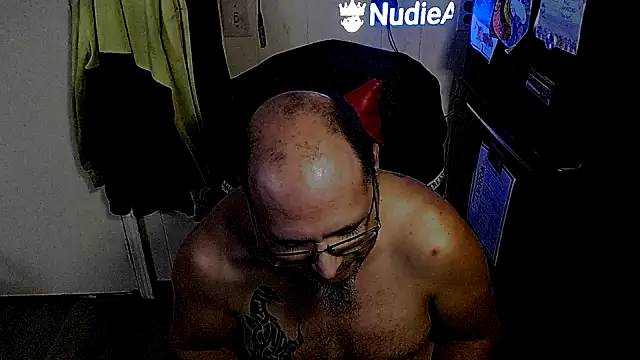 KrazyLegz live sex cam