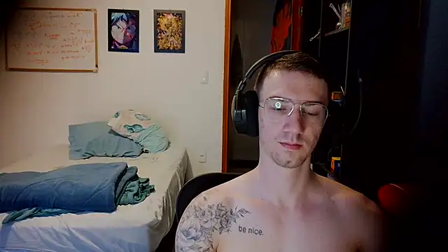 SweetGoodBoy22 live sex cam