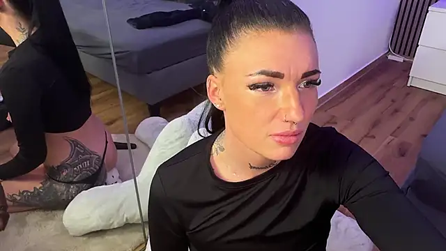 LizaRoxx live sex cam