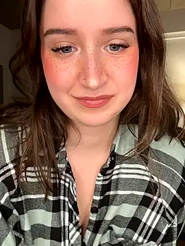 nerdynina live sex cam