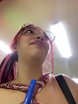 Paulina-Wells live sex cam