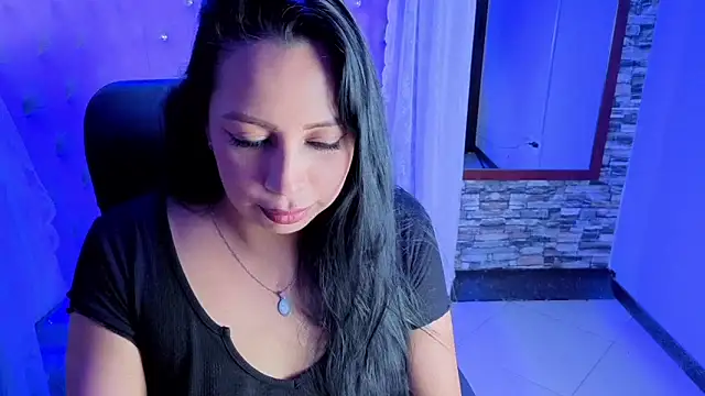 AshleyMontenegro live sex cam