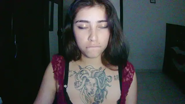 adri_gomez1 live sex cam