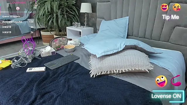 isa_lancaster live sex cam