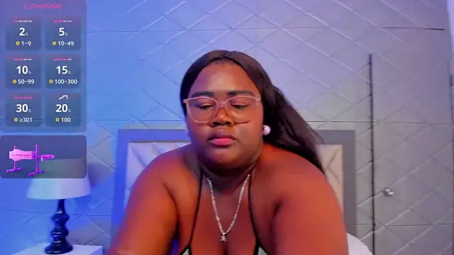 Britanny-Jhonsons live sex cam