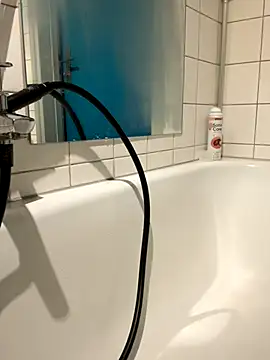 sexymelli18 live sex cam