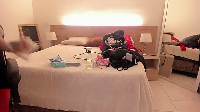 BonsMoon's cam snapshot