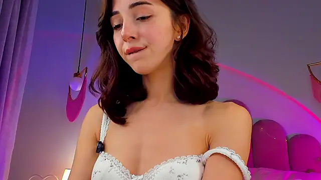 ElsaYoung's cam snapshot