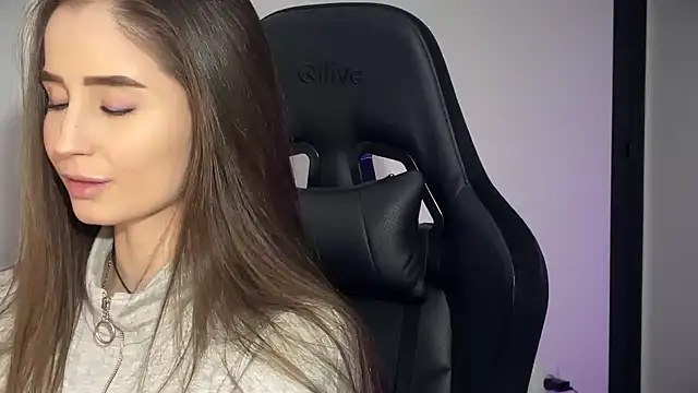 -KroshkaEnot-'s cam snapshot