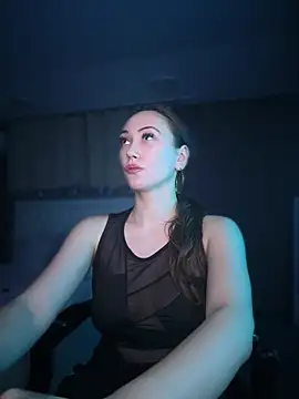 AliceMunro's cam snapshot