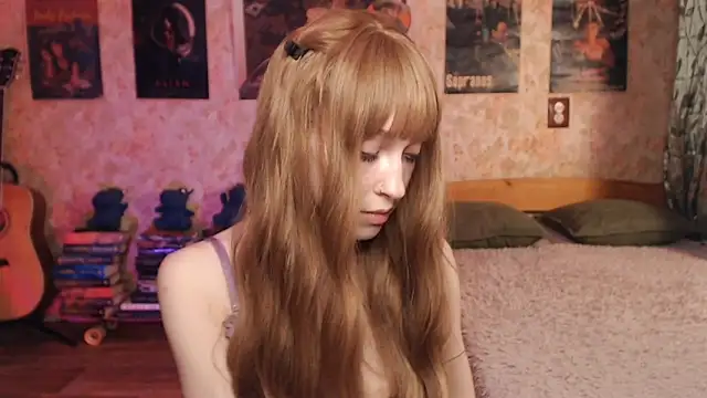 Friendly_Ellie live sex cam