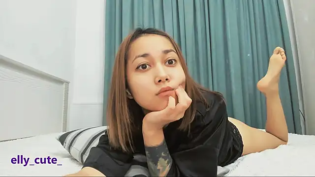 Elly_Cute live sex cam