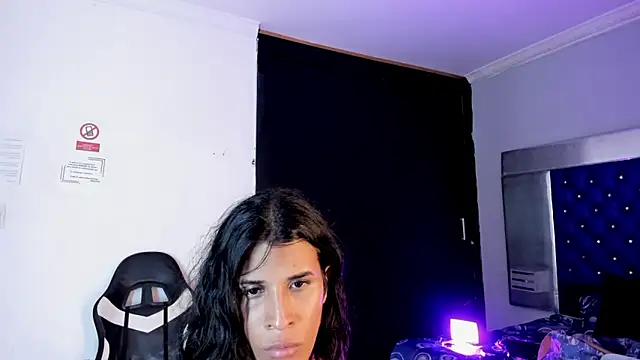 La_Perversa69 live sex cam