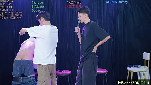 AAA-winner live sex cam