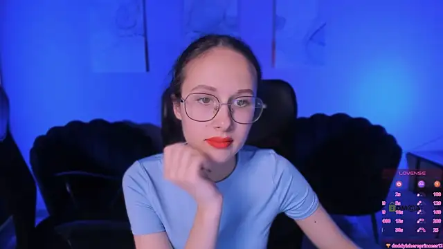 nikole_kitt's cam snapshot