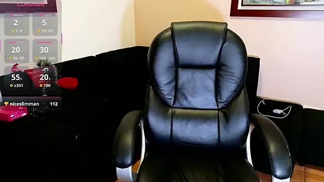 hairyncuteass live sex cam