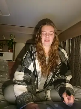 VanLifeVixen's cam snapshot