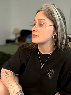 Alix_Valentine's cam snapshot