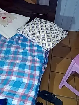 Cachorrinha2025's cam snapshot