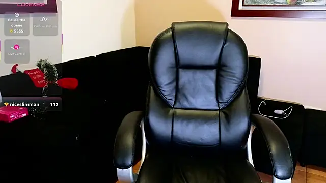 hairyncuteass live sex cam