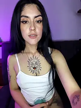 Mazikeen-- live sex cam