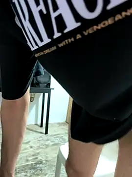 giannis090 live sex cam