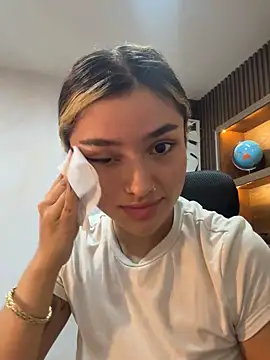 Arianavillada's cam snapshot