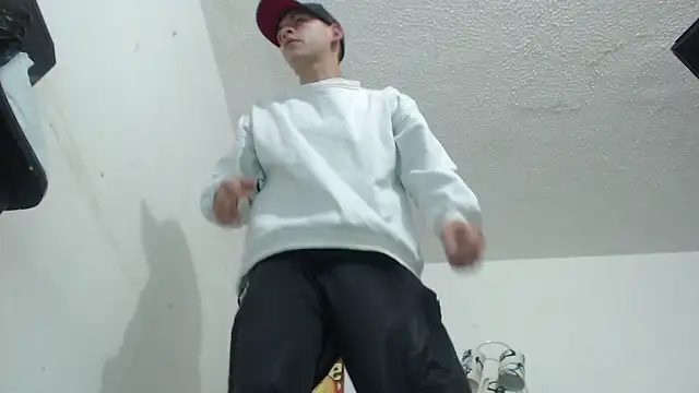 Thomasjons_'s cam snapshot