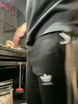 Dylams_maja's cam snapshot