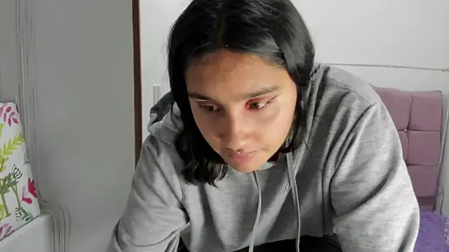 Caroline_rodriguez_9's web cam