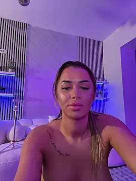 KirstieVegas live sex cam