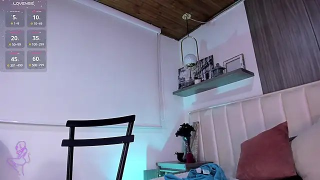 Kharla_Marin live sex cam