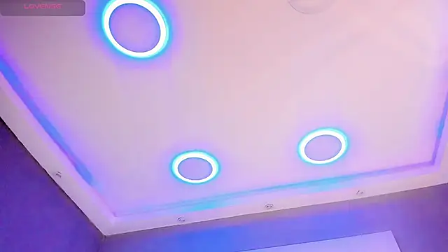 Ana_Paaula23 live sex cam