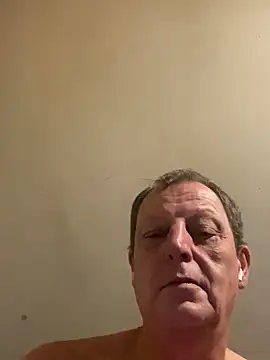 chubbybear2cum live sex cam