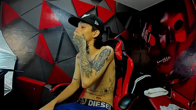 StraightBoy_Nick live sex cam