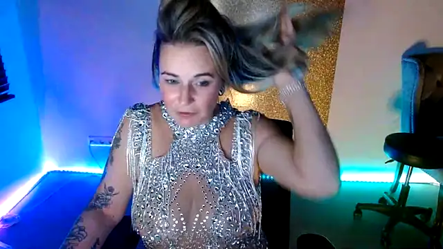 MystiqueMaven's cam snapshot