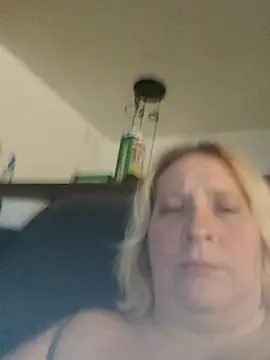 Icedcoffee2024 live sex cam